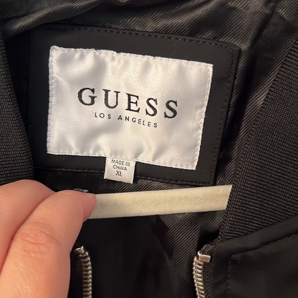 Mens-  Guess bomber - Picture 3 of 6